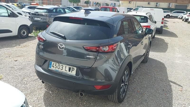 Usado Mazda CX-3 121 CV (88 kW) 2022 Gris SUV