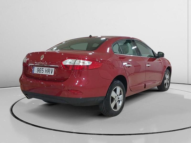 Usado Renault Fluence Dynamique 110 CV (80 kW) 2013 Rojo Berlina