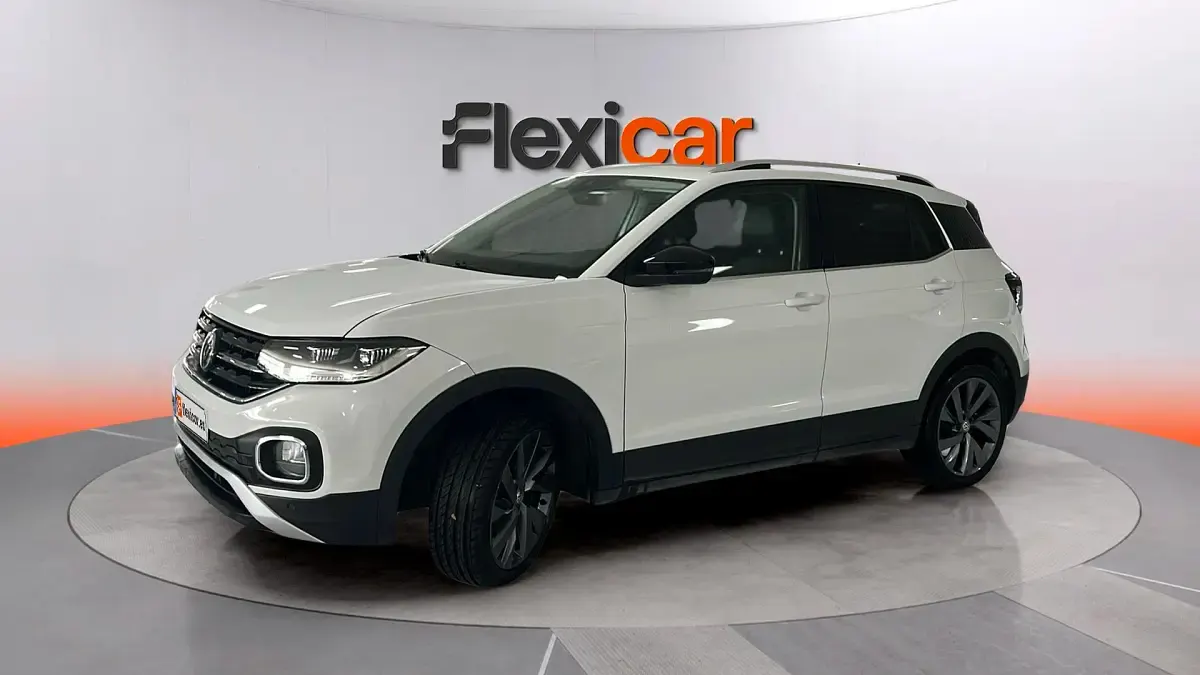 Usado VW T-Cross Sportline 116 CV (85 kW) 2019 Blanco SUV