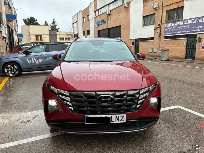Usado Hyundai Tucson 136 CV (100 kW) 2021 Granate SUV