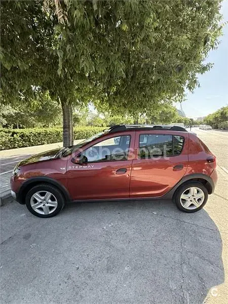 Occasion Dacia Sandero Stepway 90 ch (66 kW) 2013 Rouge Berline