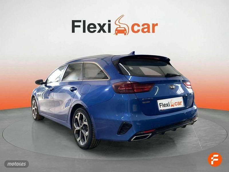 Usado Kia Ceed 141 CV (103 kW) 2021 Azul Utilitario