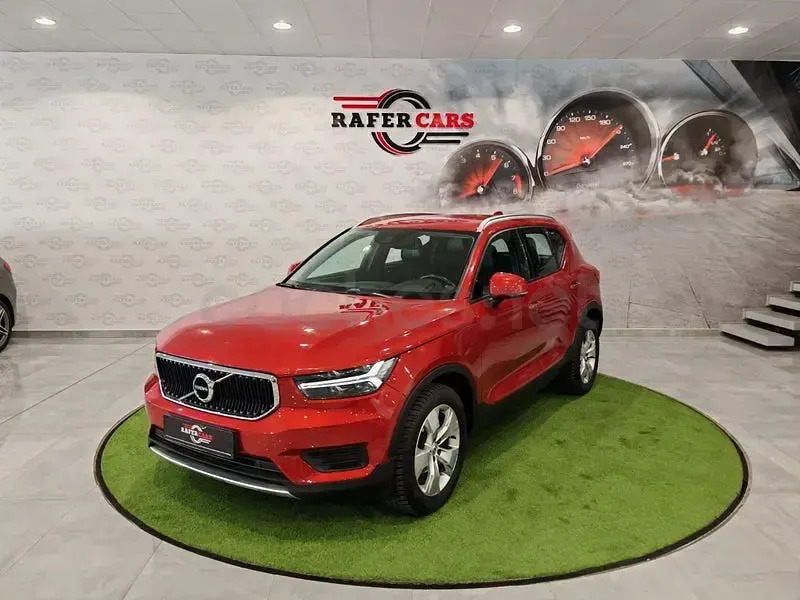 Usado Volvo XC40 R-Design 150 CV (110 kW) 2019 Rojo SUV