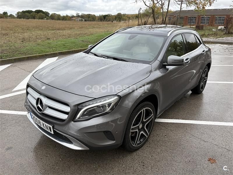 Gris / plata Usado 2018 Mercedes GLA250 AMG line SUV | 21.950 € (Super precio) - Imagen 1/4