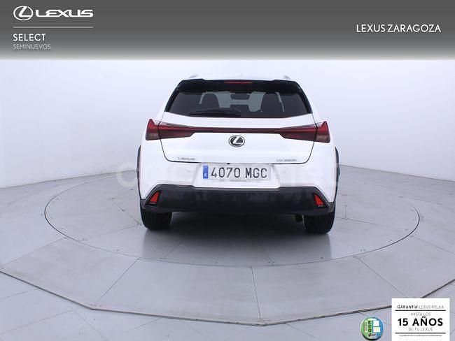 Usado Lexus UX 184 CV (135 kW) 2023 Blanco SUV