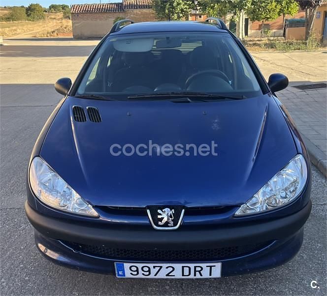 Azul Usado 2005 Peugeot 206 Familiar | 2700 € (Precio justo) - Imagen 1/4