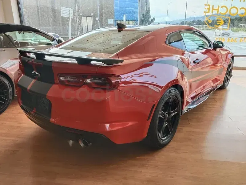 Usado Chevrolet Camaro 405 CV (297 kW) 2015 Rojo Coupe