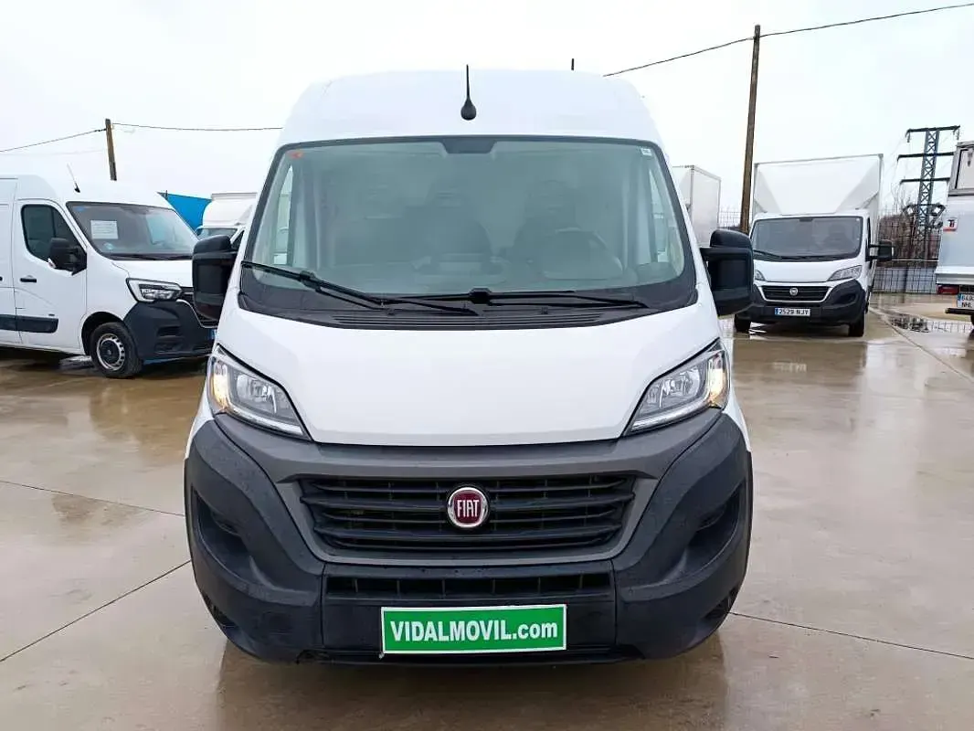 Usado Fiat Ducato 120 CV (88 kW) 2021 Blanco Van