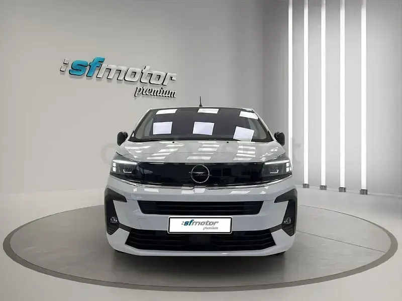 Usado Opel Zafira Life Edition 177 CV (130 kW) 2023 Blanco Monovolumen