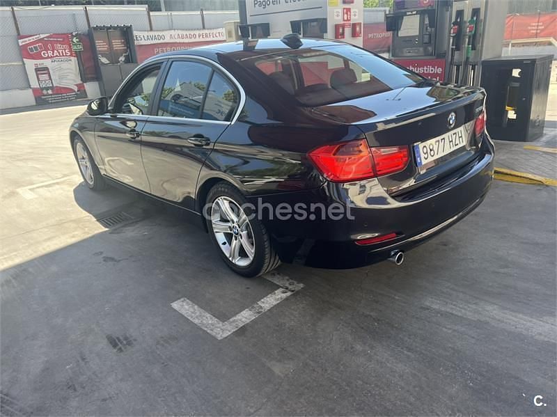 Usado BMW 318 143 CV (105 kW) 2014 Negro Berlina