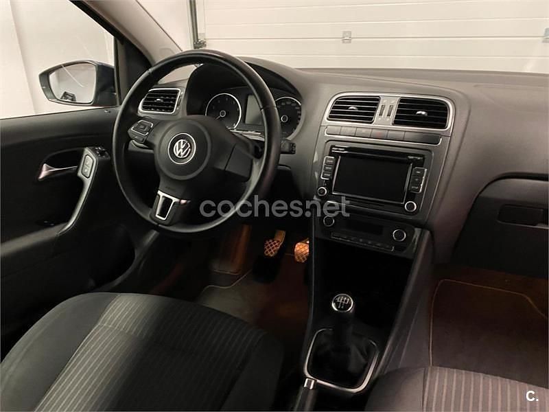 Usado VW Polo Sport 90 CV (66 kW) 2012 Azul Berlina