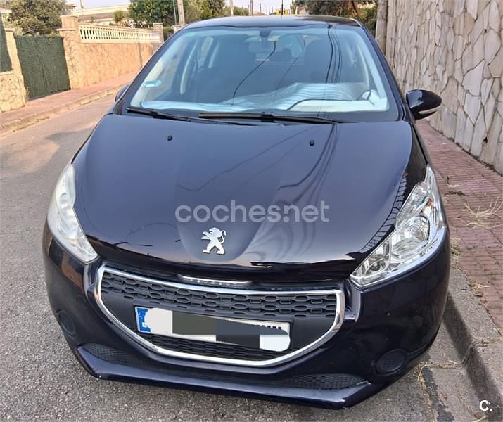 Azul Usado 2014 Peugeot 208 Active Utilitario | 5300 € (Super precio) - Imagen 1/4