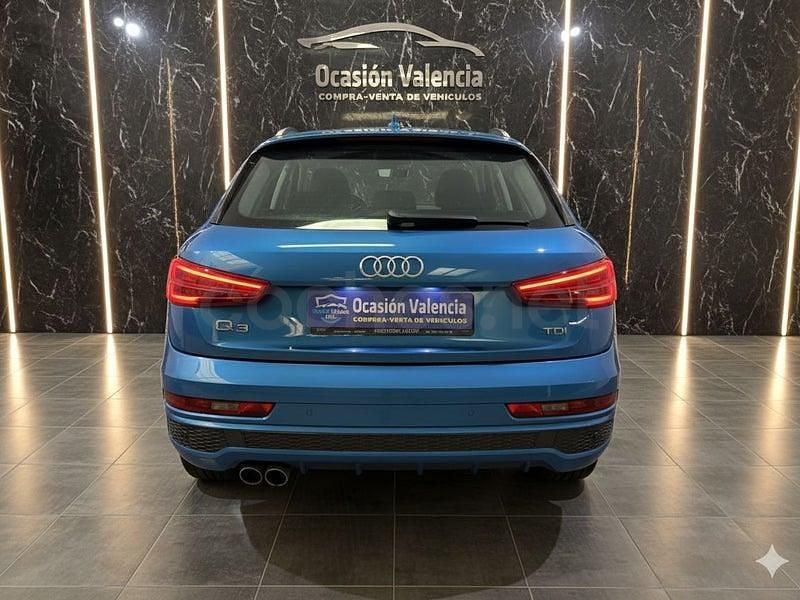 Usado Audi Q3 Premium 150 CV (110 kW) 2018 Azul SUV