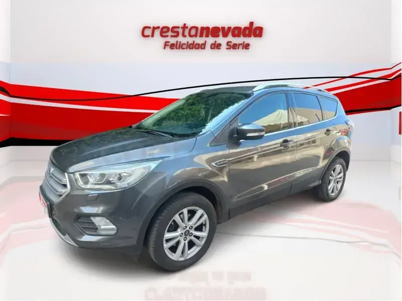 Usado Ford Kuga Titanium 120 CV (88 kW) 2018 Gris / plata SUV