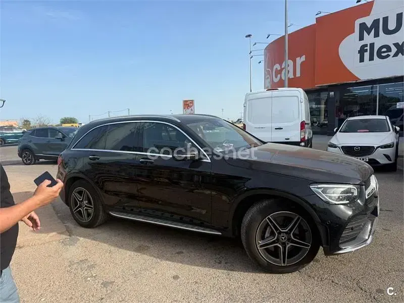 Usado Mercedes GLC200 163 CV (119 kW) 2022 Negro SUV