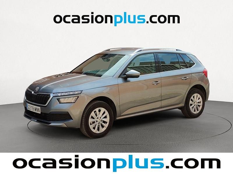 Usado Skoda Kamiq Ambition 110 CV (80 kW) 2024 Gris SUV
