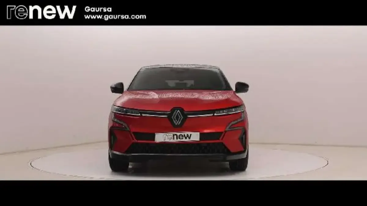 Usado Renault Megane E-Tech Techno 96 kW (131 CV) 2023 Negro Familiar