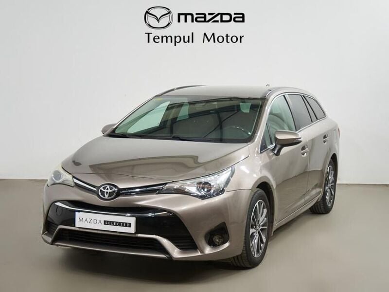 Otro Usado 2016 Toyota Avensis Executive Familiar | 14.780 € (Precio justo) - Imagen 1/4