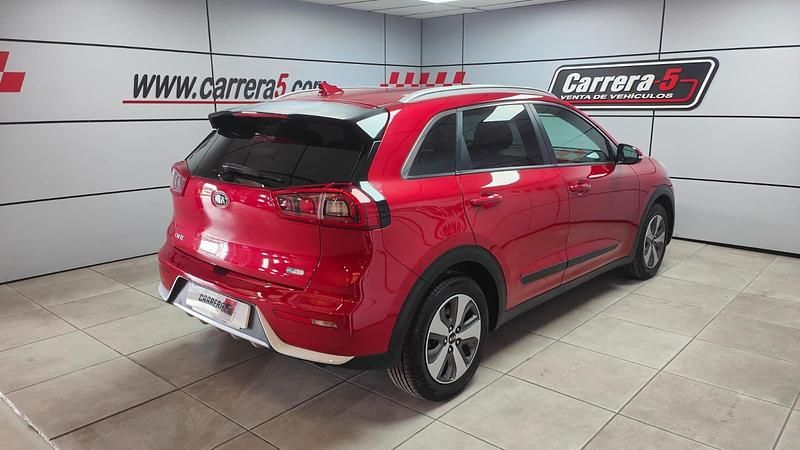 Usado Kia Niro 141 CV (103 kW) 2019 Rojo SUV