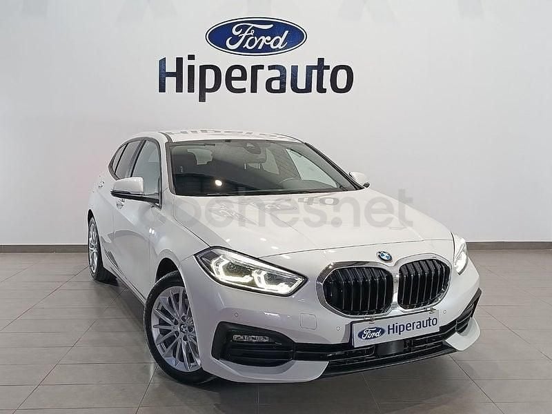 Usado BMW 118 Comfort Edition 136 CV (100 kW) 2020 Blanco Utilitario