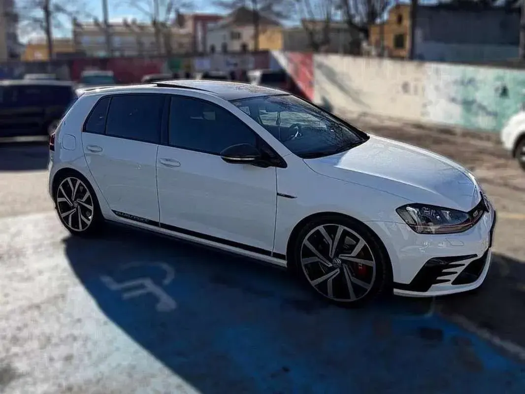 Usado VW Golf VII GTI 265 CV (194 kW) 2016 Blanco Utilitario