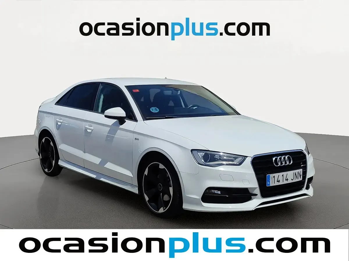 Usado Audi A3 S-Line 110 CV (80 kW) 2016 Blanco Berlina