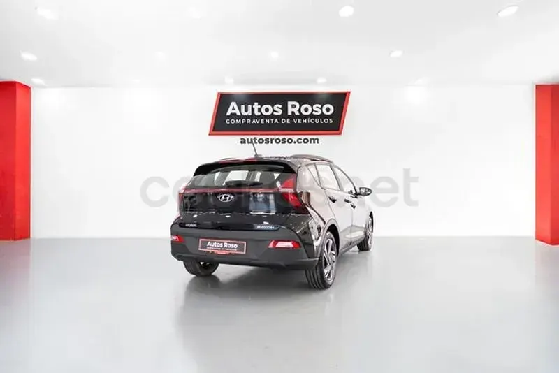 Usado Hyundai Bayon 101 CV (74 kW) 2022 Negro SUV