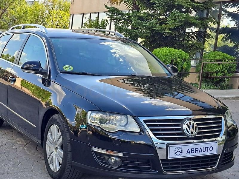 Usado VW Passat Highline 140 CV (102 kW) 2009 Negro Familiar