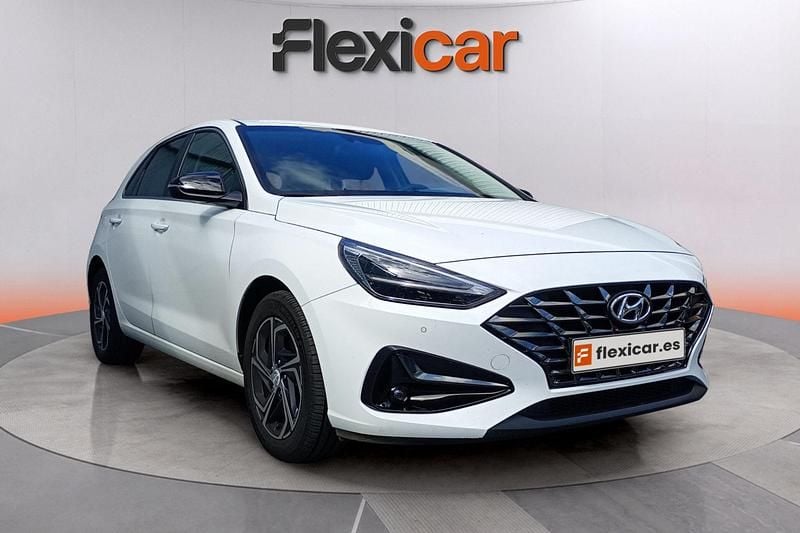 Blanco Usado 2021 Hyundai i30 Berlina | 13.990 € (Super precio) - Imagen 1/4