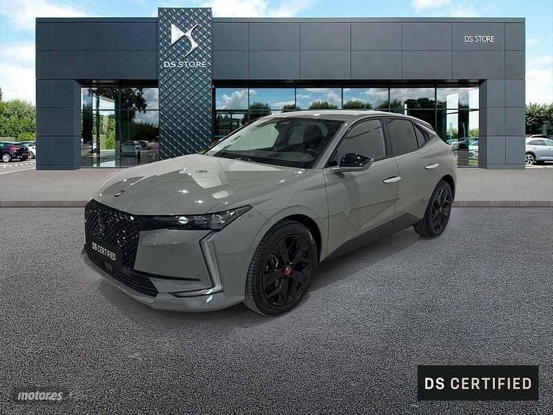 Gris / plata Usado 2024 DS Automobiles DS4 Performance Berlina | 25.550 € (Buen precio) - Imagen 1/4