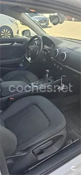 Usado Audi A3 105 CV (77 kW) 2014 Blanco Berlina