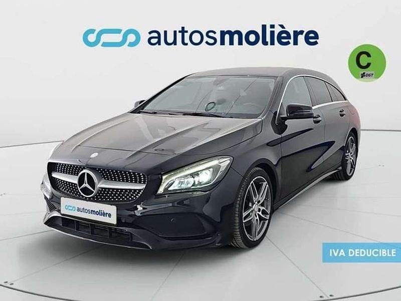 Usado Mercedes CLA200 136 CV (100 kW) 2017 Negro Familiar