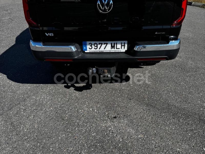 Usado VW Amarok Aventura 240 CV (176 kW) 2023 Negro Recogida