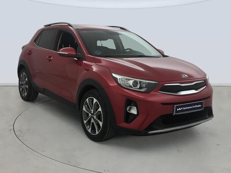 Usado Kia Stonic 120 CV (88 kW) 2019 Rojo SUV