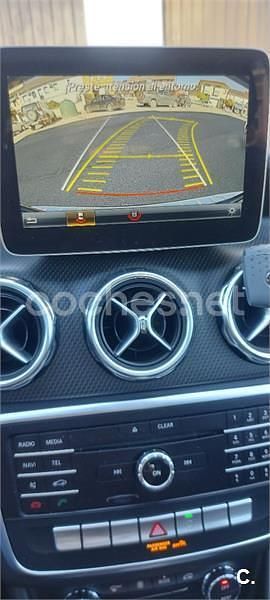 Usado Mercedes GLA200 136 CV (100 kW) 2018 Negro SUV