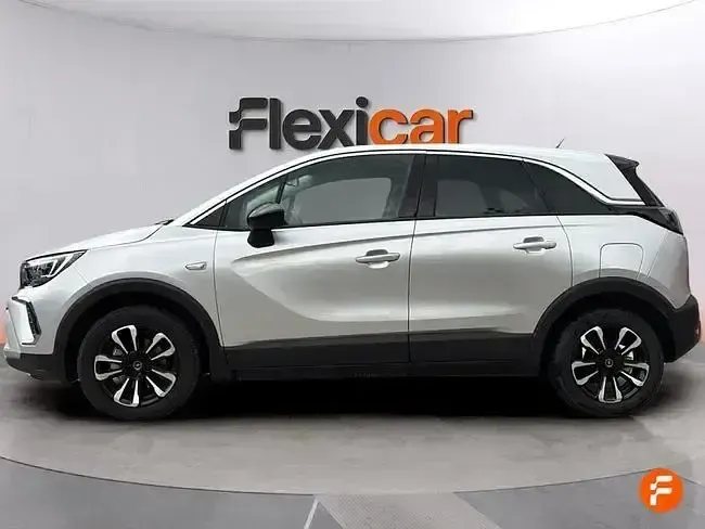 Usado Opel Crossland Elegance 110 CV (80 kW) 2024 Gris SUV