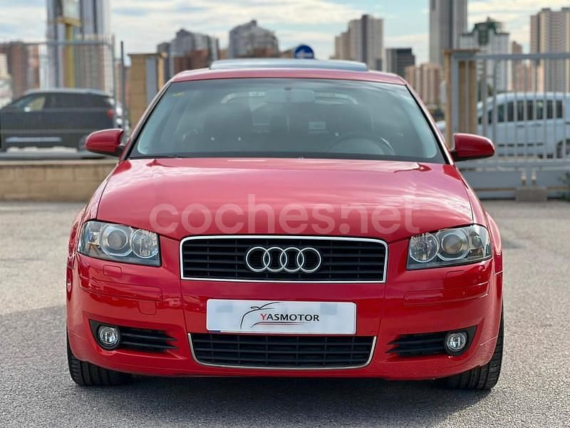 Używany Audi A3 Ambiente 150 KM (110 kW) 2004 Czerwony Hatchback