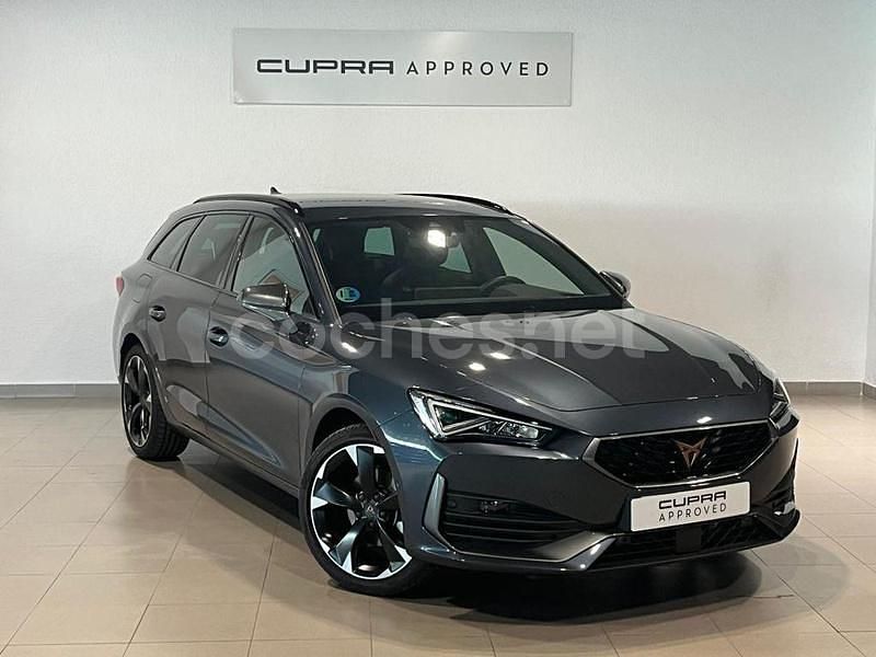 Gris / plata Usado 2024 Cupra Leon Familiar | 26.800 € (Precio justo) - Imagen 1/4