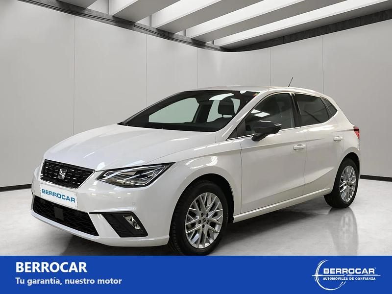 Usado Seat Ibiza Style Plus 115 CV (84 kW) 2025 Blanco Utilitario