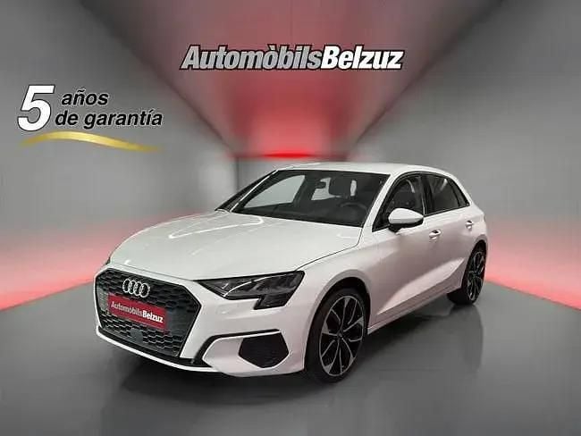 Käytetty Audi A3 Advanced Plus 116 HP (85 kW) 2023 Valkoinen Sedan