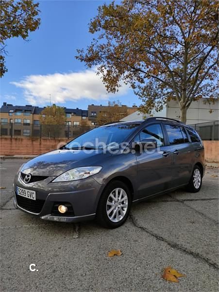 Usado Mazda 5 Style 115 CV (84 kW) 2010 Gris / plata Monovolumen