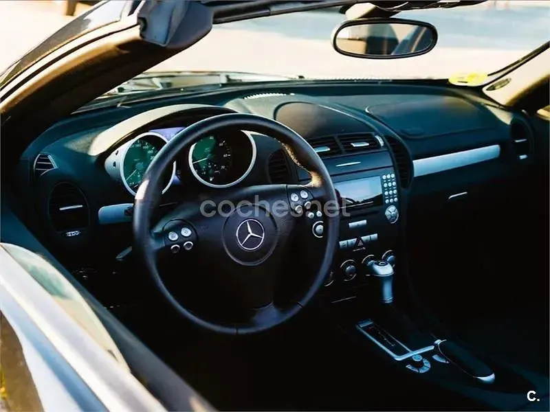 Usado Mercedes SLK200 163 CV (119 kW) 2004 Negro Descapotable