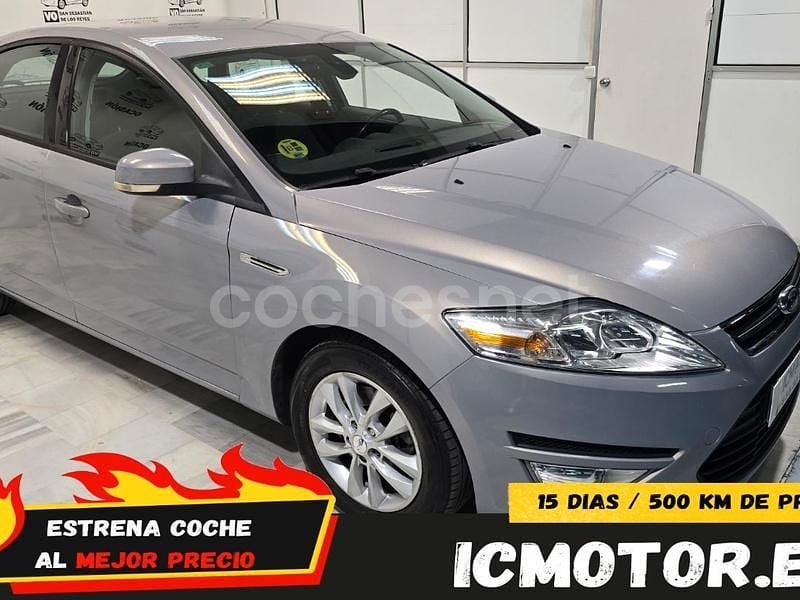 Usado Ford Mondeo 115 CV (84 kW) 2011 Gris / plata Berlina