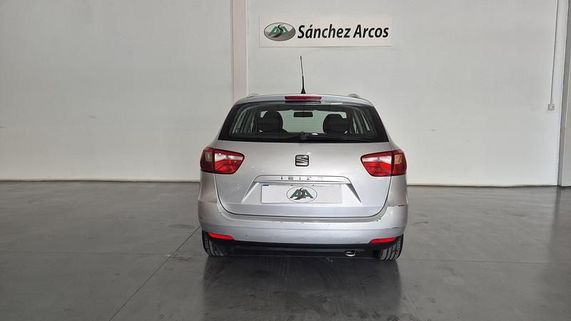 Usado Seat Ibiza 105 CV (77 kW) 2015 Plata