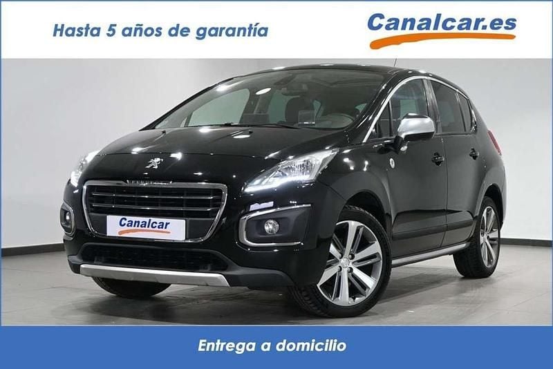Usado Peugeot 3008 Access 120 CV (88 kW) 2015 Negro Familiar