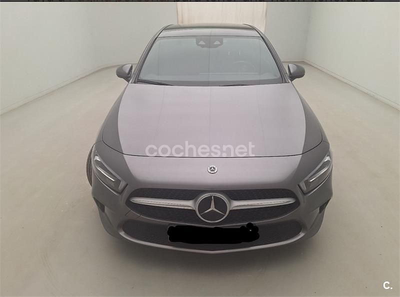 Usado Mercedes A200 150 CV (110 kW) 2021 Gris / plata Berlina