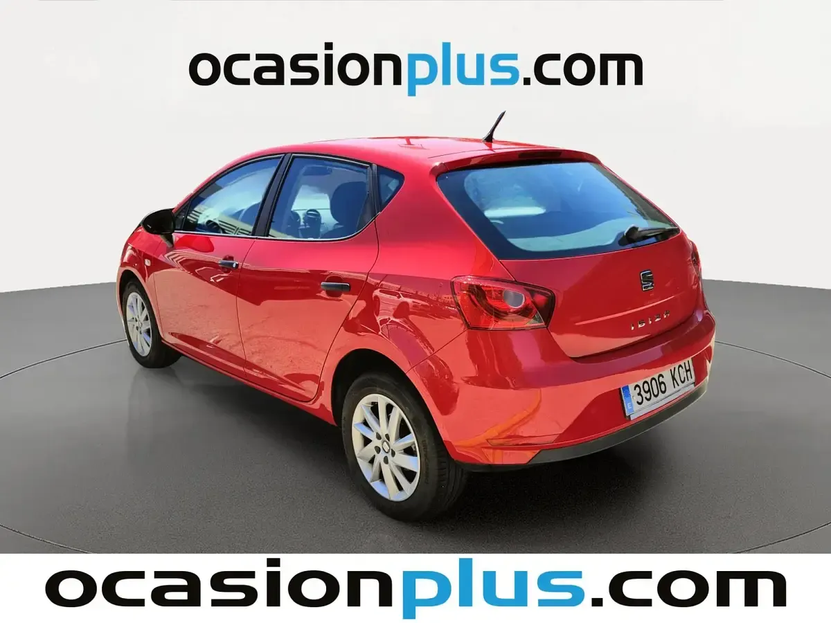 Usado Seat Ibiza Reference 90 CV (66 kW) 2017 Rojo Utilitario