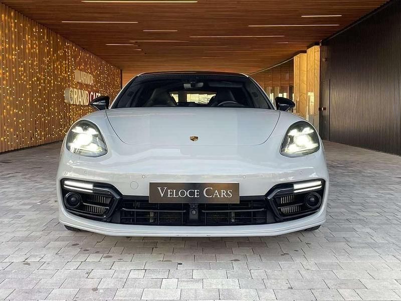 Usado Porsche Panamera Sport Turismo 680 CV (500 kW) 2019 Blanco Familiar