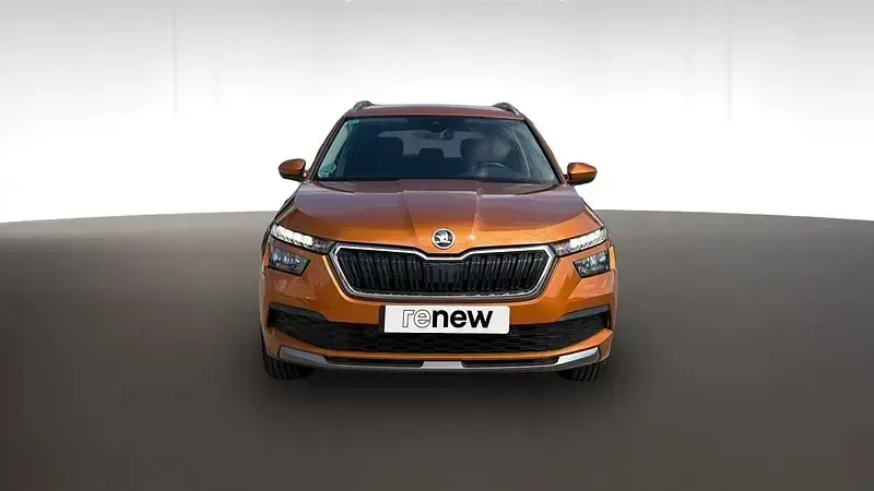Usado Skoda Kamiq Ambition 110 CV (80 kW) 2022 Naranja SUV