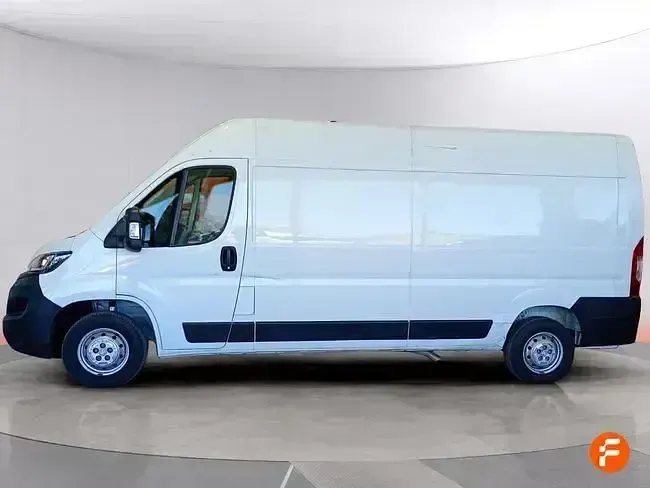 Usado Peugeot Boxer 140 CV (102 kW) 2024 Blanco Van